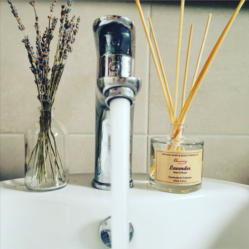 Lavender Reed Diffuser: A minimal decorative way to scent your living room or bathroom