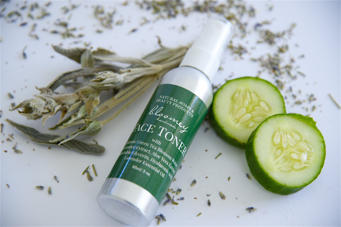 Facial Toner with Organic Green Tea Blossom Water, Vegetable Glycerin, Cucumber Extract, Aloe Vera Extract, Hyaluronic Acid & Lavender Essential Oil. 