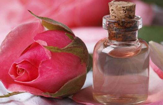 Rosewater: Simple ways to benefit from it!